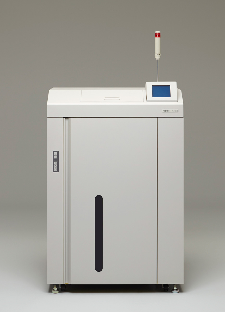 画像：RICOH Pro F2130Y/F2130（オプションを装着したもの）